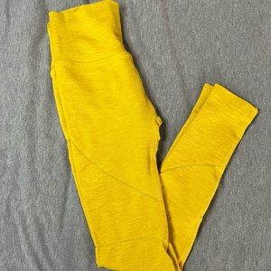 Alphalete Revival Leggings - Size Small